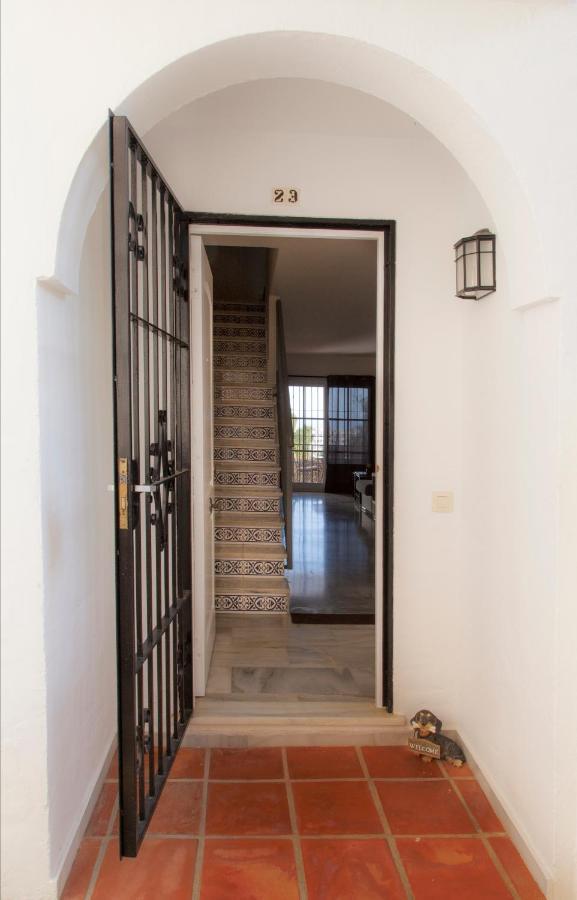 Agradable Adosado Con Piscina La Hidalga Villa Benalmádena Exterior foto